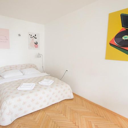 Amazing View And Great Location. Ratusz Arsenal. Apartment Warsawa Bagian luar foto
