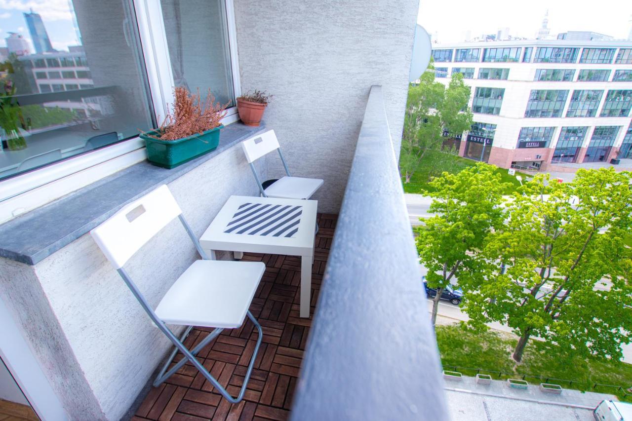 Amazing View And Great Location. Ratusz Arsenal. Apartment Warsawa Bagian luar foto