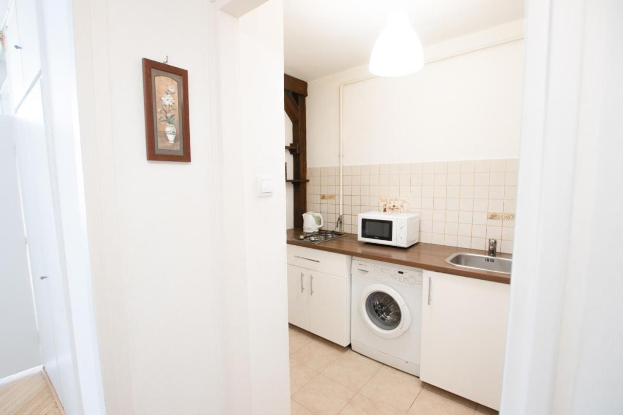 Amazing View And Great Location. Ratusz Arsenal. Apartment Warsawa Bagian luar foto